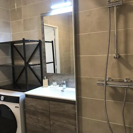 T3 63 M2 Le Soen Vue 2 Parking Et Terrasse Vue 公寓 艾克斯莱班